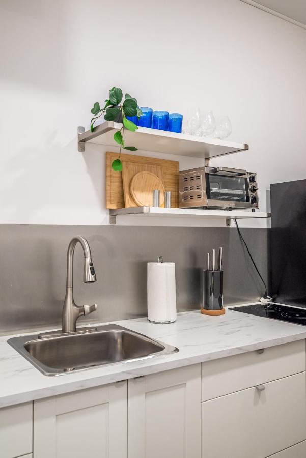 Spacious Newly Renovated 1 Bedroom Suite هاليفاكس المظهر الخارجي الصورة